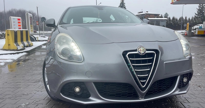 Alfa Romeo Giulietta cena 24900 przebieg: 230000, rok produkcji 2013 z Gniew małe 704